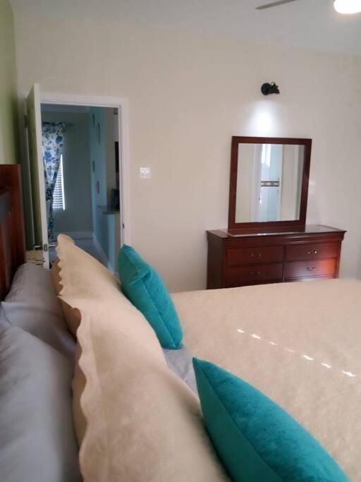 Jamaica Reggae Villa Lucea Bagian luar foto